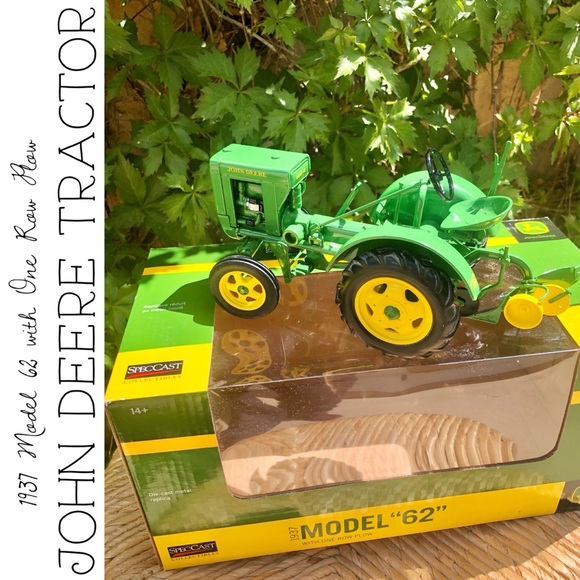 John Deere 1937 Model 62 with One Row Plow SpecCast Model - Picture 1 of 10